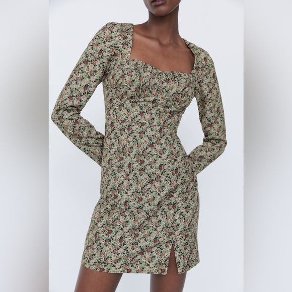 Zara floral dress - Picture 2 of 5